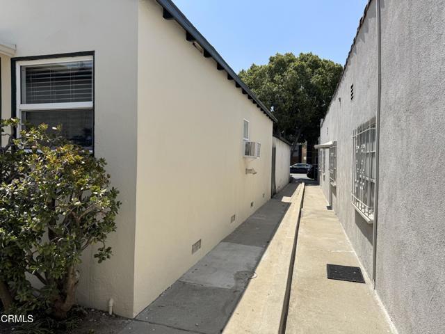 Building Photo - 9175 E Las Tunas Dr