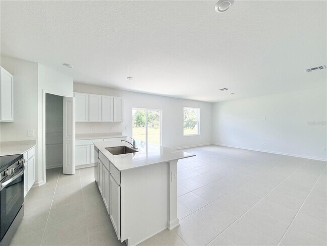 Building Photo - 368 Kayden Cv