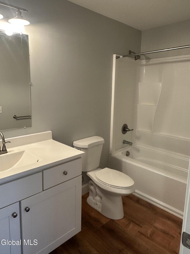 Building Photo - 2011 Rdg Mnr Ct