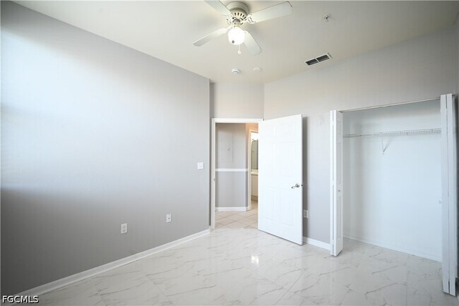 Building Photo - 15433 Bellamar Cir