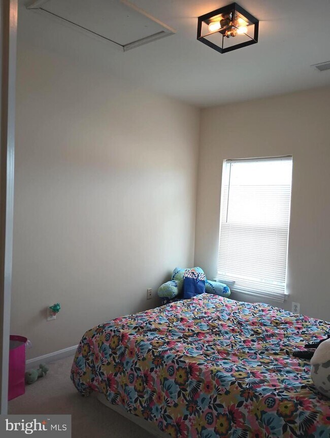 Building Photo - 42133 Fremont Preserve Square