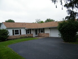 Building Photo - 108 Mellbrook Rd