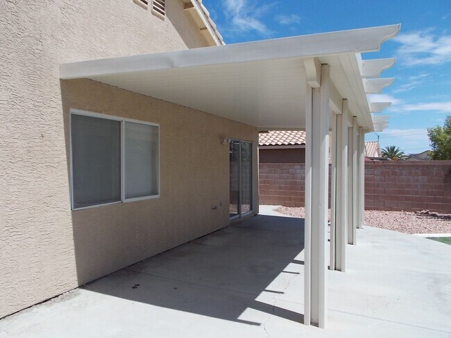 Building Photo - “Stunning 3-Bedroom Home with New Stainles...