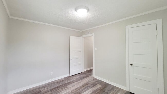 Building Photo - 4303 Gordon St