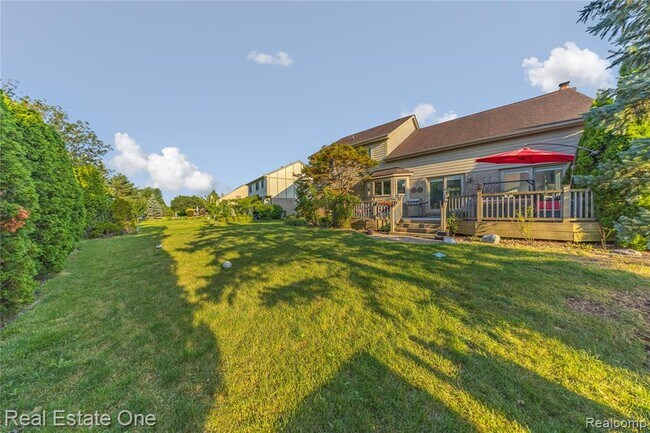Building Photo - 13987 Glenwood Dr