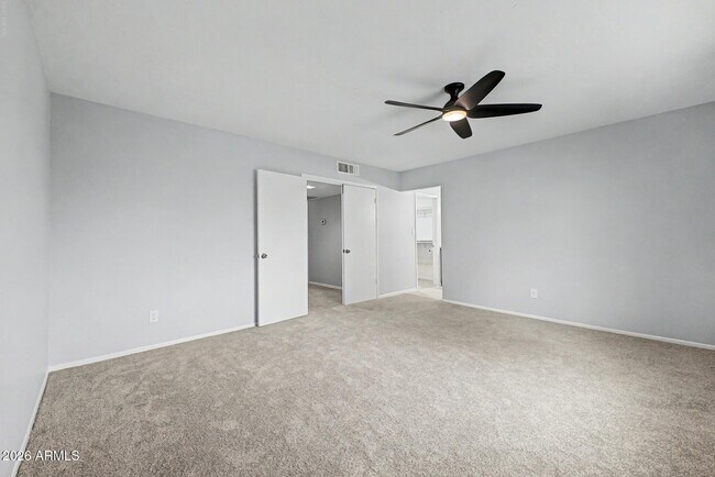 Building Photo - 2457 W Redfield Rd