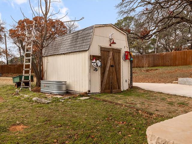 Building Photo - 4915 T W King Rd