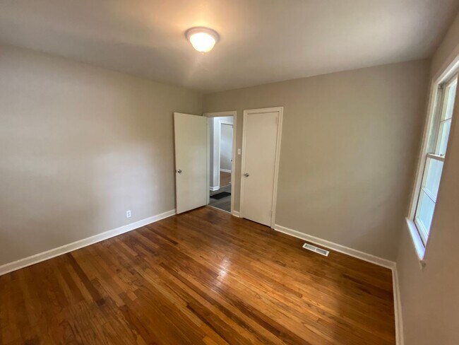 Building Photo - **ON HOLD** - TOTAL ELECTRIC - 3 Bedroom / 1 Bathroom Home for Rent in Columbus, GA***