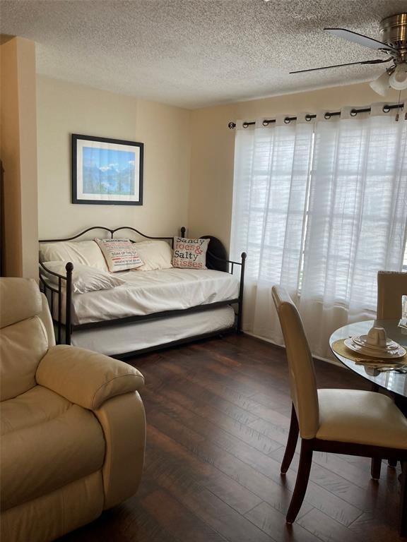 Building Photo - 5623 80th St N