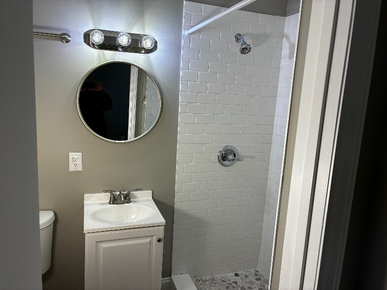 Building Photo - 800 Dodson Mill Rd