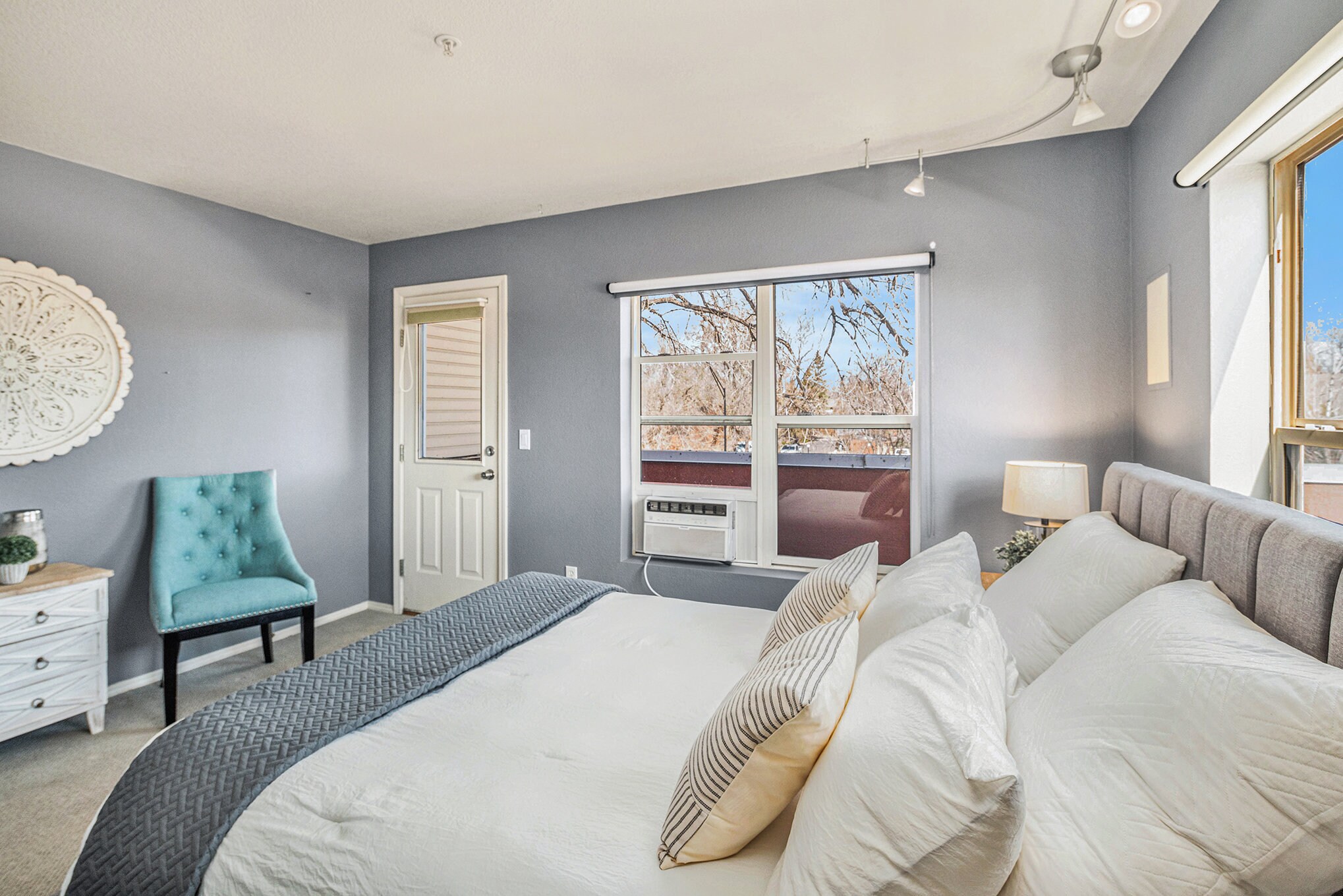 Building Photo - 2610 Iris Ave