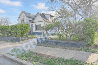 Building Photo - 2407 Montgall Ave