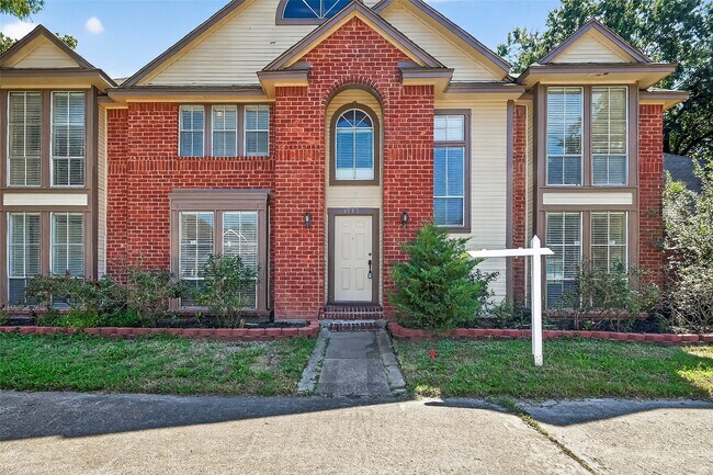 Building Photo - 1535 Beaconshire Rd