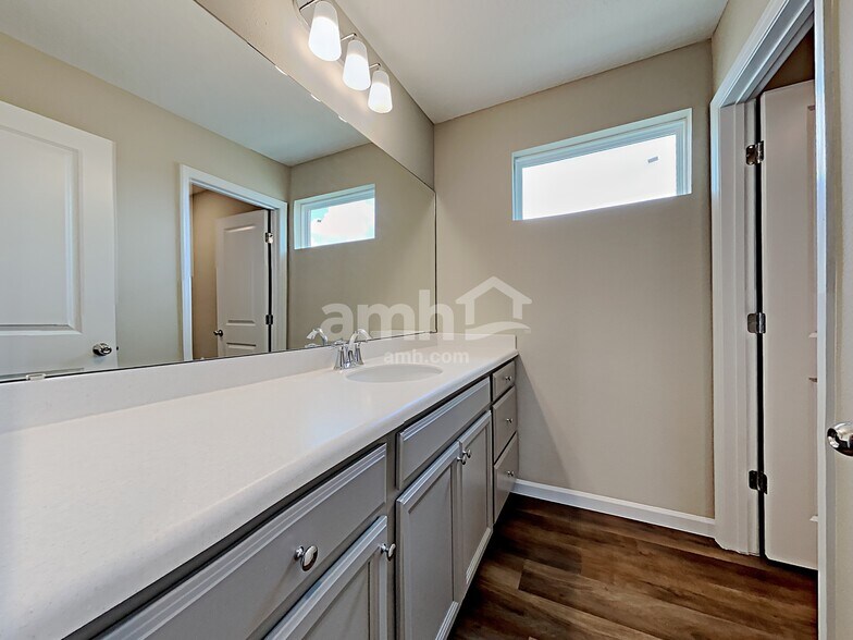 Building Photo - 132 Edge Pk Trl