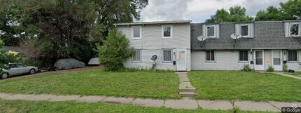 Building Photo - 3BD 1BA