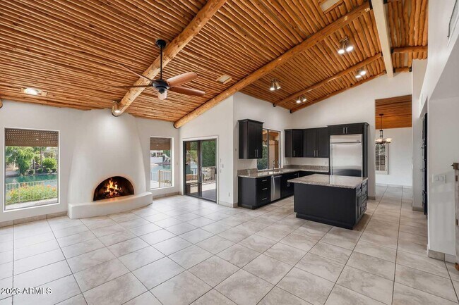 Building Photo - 9969 E Bayview Dr