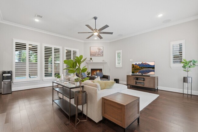 Building Photo - 111 N Bimini Twist Cir