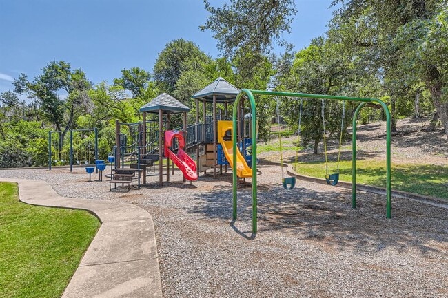 Building Photo - 7701 Crackling Creek Dr