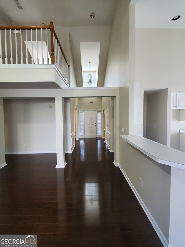 Building Photo - 1249 Thorncliff Ct