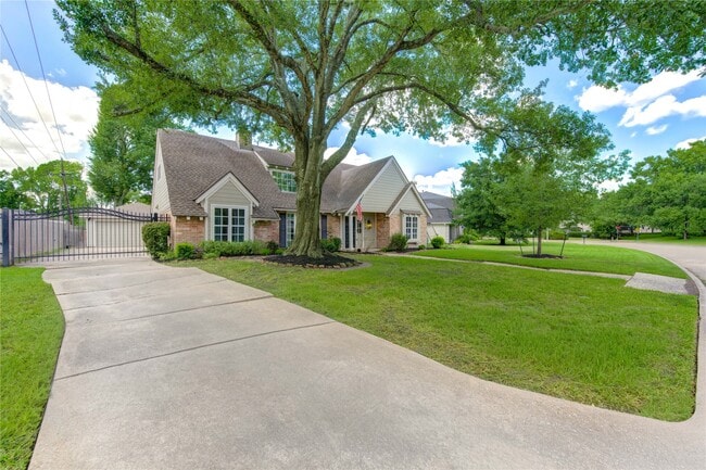 Building Photo - 1210 Shannon Valley Dr