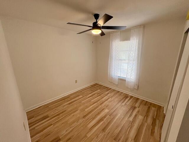 Building Photo - 511 Maple Ave