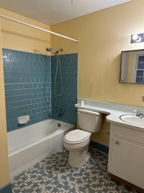 Building Photo - 6225 Parkwood Dr
