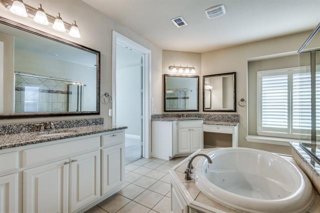 Building Photo - 8705 Verona Dr
