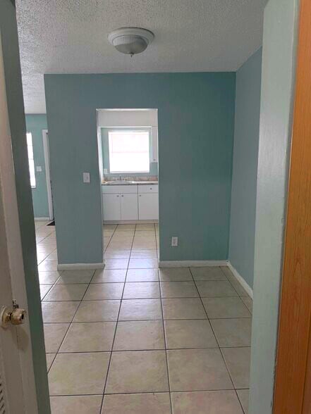 Building Photo - 3701 SW 59th Terrace