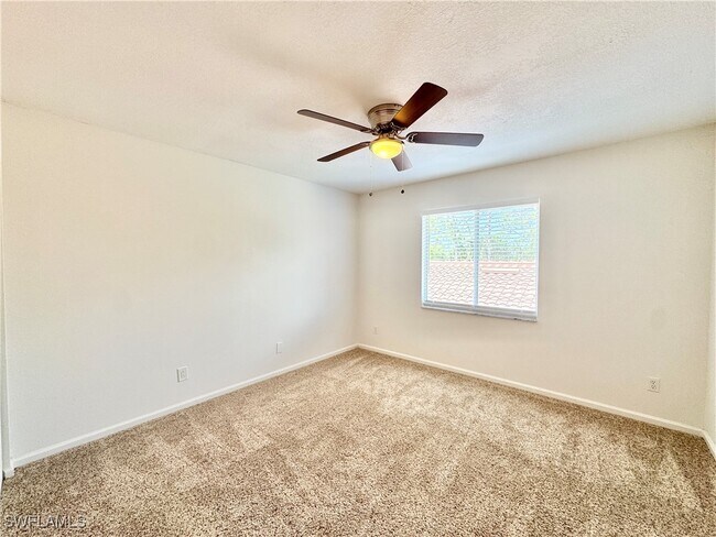 Building Photo - 5851 Cobblestone Ln