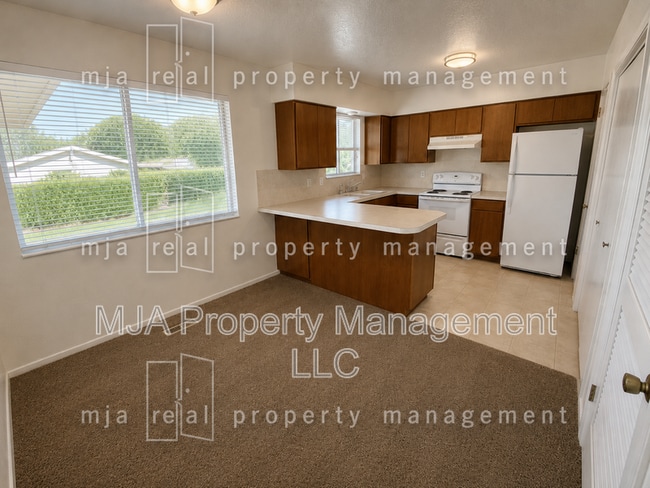 Building Photo - 1428 W 300 N