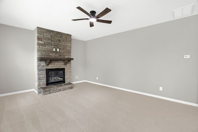 Building Photo - 602 Applecross Dr