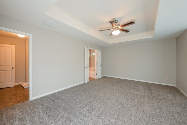 Building Photo - 930 Walking Stick Trail NE