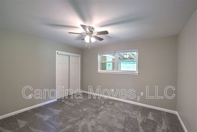 Building Photo - 130 Pleasant Dr
