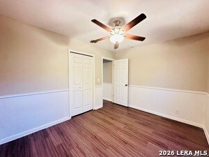 Building Photo - 10806 Lazy Oaks Dr