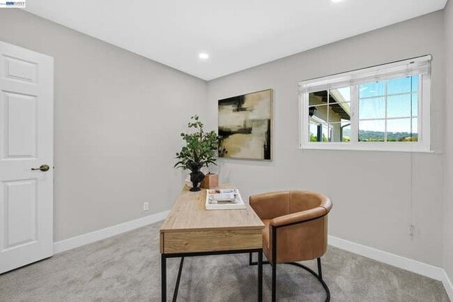 Building Photo - 6877 Rayland Ct