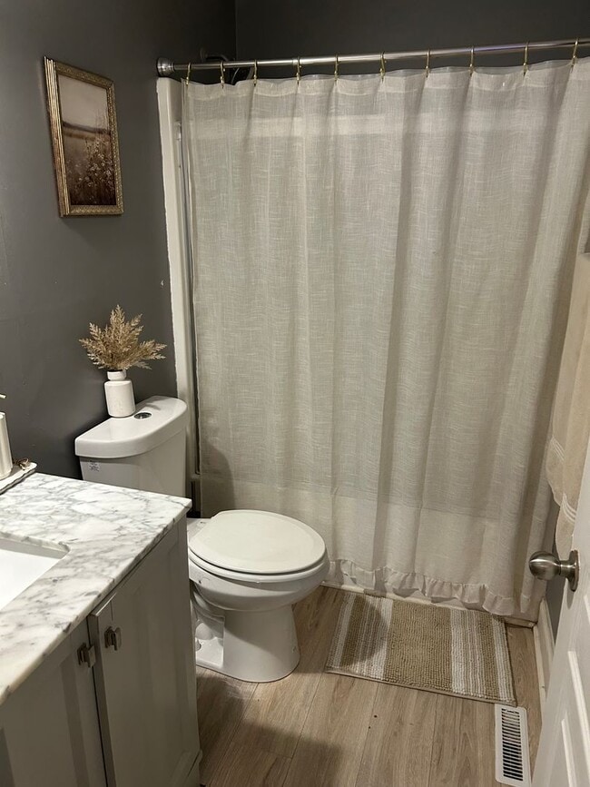 Building Photo - Two-Week move-in special! For Rent: Beautiful 3-Bedroom Home in Murfreesboro, TN