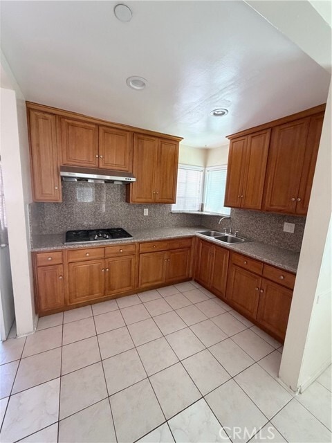 Building Photo - 1943 Gaydon Ave