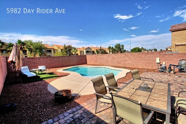 Building Photo - 5982 Day Rider Ave