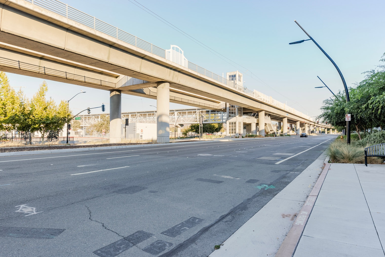 Building Photo - 650 E Capitol Ave