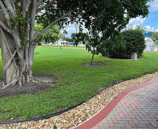 Building Photo - 25000 Tamiami Trl E