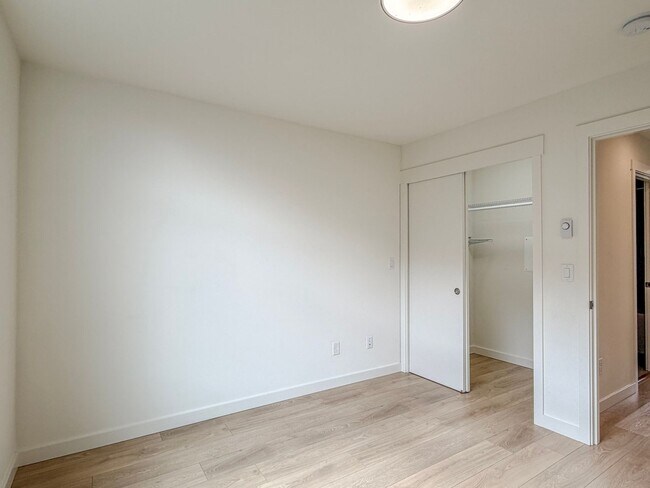 Building Photo - Newer Construction 2bd/2bth Madison Valley Townhome, $3,300/mo.