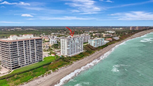 Building Photo - 840 Ocean Dr
