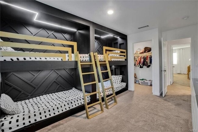 Building Photo - Stunning and Spacious 5BR 3BA Home w/ Solar Panels + Community Pool + Basketball/Tennis Court + S...