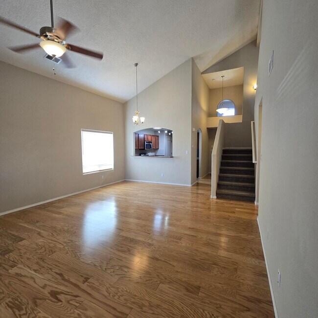 Building Photo - 6912 Vista Del Sol Dr NW