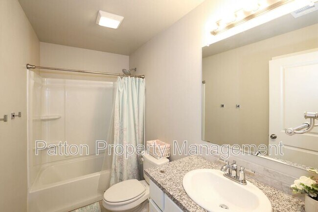 Building Photo - 7717 Bellamy Dr