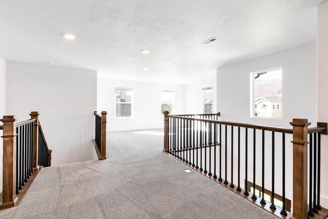 Building Photo - 1112 Springer View Loop