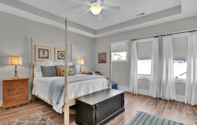 Building Photo - Spacious Summerwalk Townhome