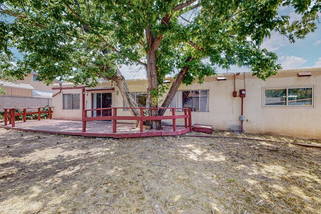 Building Photo - 7309 Coulson Dr NE