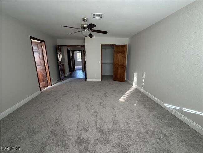 Building Photo - 3108 Waterview Dr