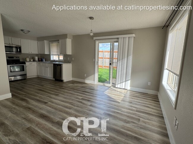 Building Photo - 119 Penny Ln